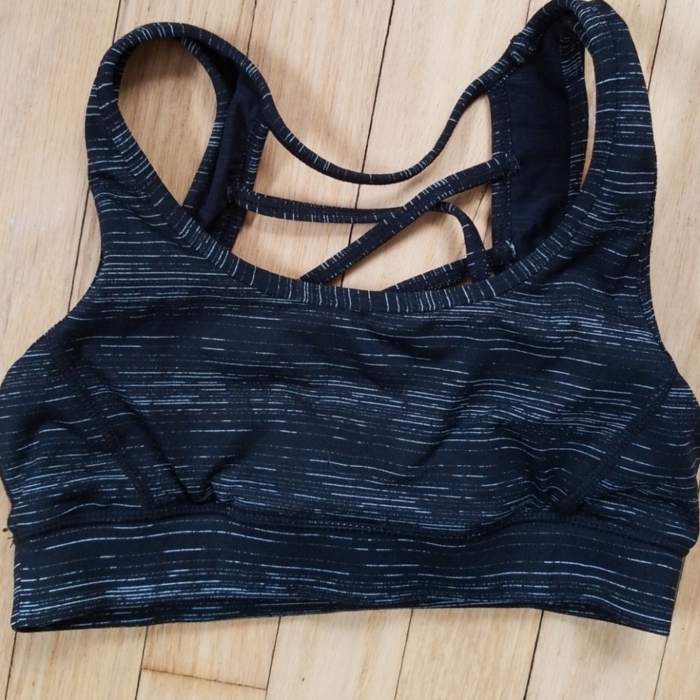 Sports bra